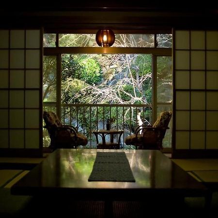Yugawara Onsen Ryokan Uohan מראה חיצוני תמונה