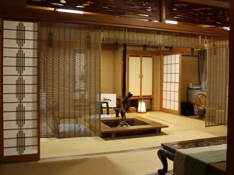 Yugawara Onsen Ryokan Uohan מראה חיצוני תמונה